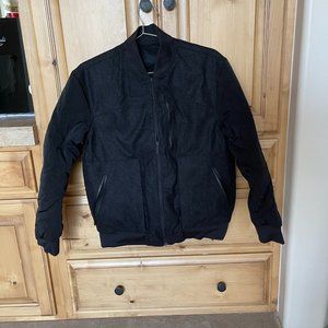 NWOT Lululemon Reversible Bomber Jack in size 6